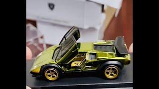 Opening the ‘82 Lamborghini Countach LP500S Hot Wheels 2022 RLC Car