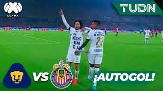 ¡AUTOGOL! Pollo Briseño se equivoca | Pumas 1-0 Chivas | 4tos Final - AP2023 | TUDN