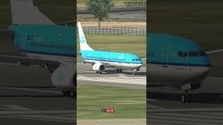 KLM B737-800 Takeoff at London Heathrow | XP11 |#shorts