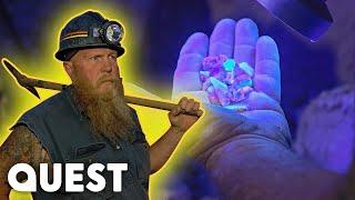 JC And Rod Go Fluorescent Opal Mining | Opal Hunters Red Dirt Road Trip