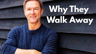 Why Many Men Over 40 Choose to Stay Single – A Psychological Perspective