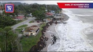 Sebahagian kedai, kerusi dan meja sudah dalam laut