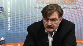 Press Center TV: The territory of Glasnost features Yevgeniy Kiselyov, journalist