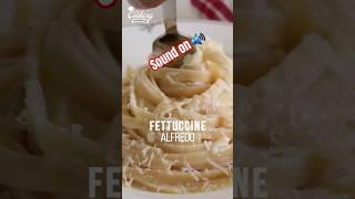 The REAL Fettuccine Alfredo Pasta Recipe