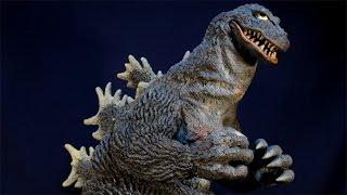 X-PLUS GIGANTIC SERIES GODZILLA 1962 - KING KONG VS GODZILLA FIGURE REVIEW