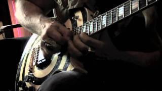 Zakk Wylde playing 'Crazy Train' solo