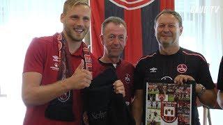 Hanno Behrens besucht FCN-Fanclub