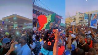 Incroyable !! Une foule incroyable immense qui accueille Ousmane Sonko, les Sénégalais sont sortie