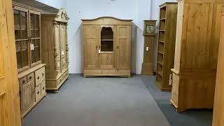 Antique Pine Triple Wardrobe c1915 (Dismantles)(P6105E) - Pinefinders Old Pine Furniture Warehouse