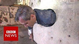 BBC man stuck trying Hatton Gardens vault hole - BBC News