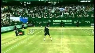 Unbelievable passing shot from Roger Federer