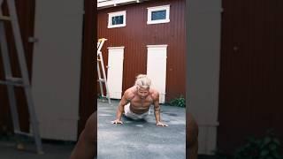 The 360/90° handstand push-up 