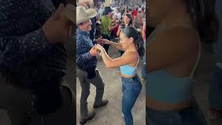 Cesi y Gonzalo  en TX #youtubeshortsvideo  #baile  #956valley  #dancemusic #lapulga