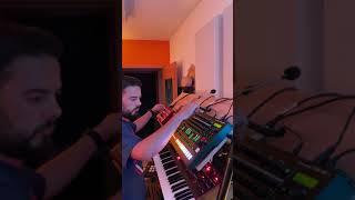 Eddie Le Funk synth jam On behringer td 3 Acid techno