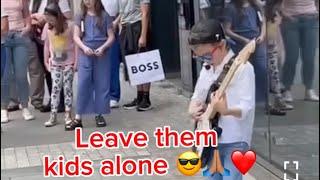 Pink Floyd - Another Brick In The Wall #livemusic #leonardo #busking #manchester #guitar #vibes #fyp