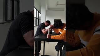 Arm wrestling Practice Pull with Gym Bro.. Intensive training #armwrestling #eastwest #armwrestler