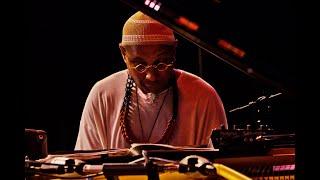 Mondays with Kuumbwa – Episode 19 – Omar Sosa