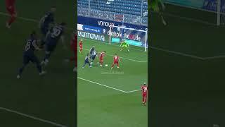 This solo run from Szobo  #shorts #football #soccer #Szoboszlai