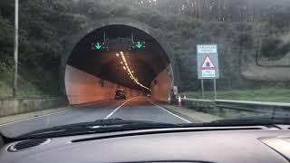 Vauxhall Monaro VXR - Making V8 noise in the tunnel :)