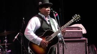 Chris Thomas King - John Law Burned Down the Liquor Store - Live Beaches Jazz 2015