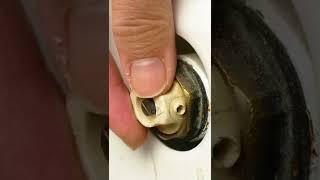 Батарея не греет? Делай вот так! #lifehack #moneysavingtips #отопление