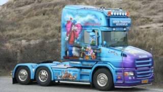 SCANIA V8 !!