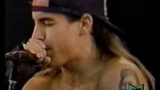 Red Hot Chili Peppers - Castles Made Of Sand live Pink Pop 1990