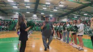 Students welcome 'AGT' winner Richard Goodall back home to Indiana