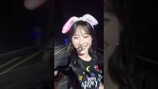 240825 - Haseul taking phone and earbands  - ARTMS  #haseul #artms #kpop #loona Houston Texas