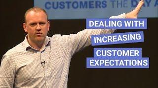 Dealing with increasing customer expectations. Full keynote (20 minutes) by Steven Van Belleghem