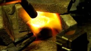 Casting silver in Delft clay-sand casting, pt 2.
