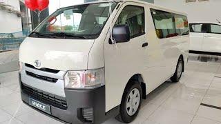 2022 Toyota HIACE 12 Seats - Perfect Transportation