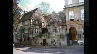 The English Village Explained - Trevor Yorke