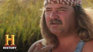 Swamp People: Bruce Gives a Gator Tour | History