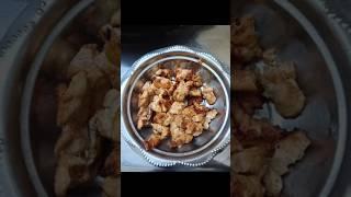 Less oil chicken bites #chickenbites  #shorts #oilfreesnack #healthyfood  #castironcooking