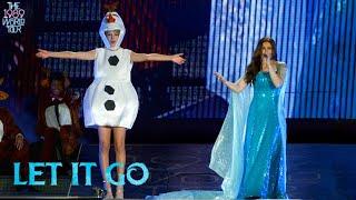 Taylor Swift & Idina Menzel - Let It Go (Live on The 1989 World Tour)