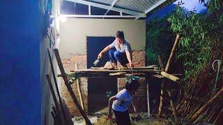 Plastering the walls to complete the bathroom and toilet.