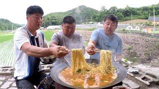 예전에 즐겨먹던 분식집 인기메뉴 추억의 떡라면 [Rice Cake Ramen]