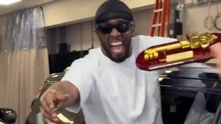 Diddy Getting the Key to NYC in Times Square! Full HD Video