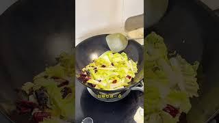 创作灵感 外面30一份的醋溜娃娃菜 自己在家不到3块钱搞定！酸辣娃娃菜做法 醋溜娃娃菜 @DOU+上热门