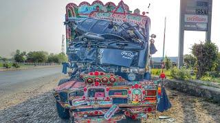 Accidentally Damaged Heavy Truck Urgent Repair & Restoration in Pakistan