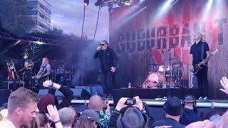 Suburban Tribe - Perfect Dark (live @ Ratinanniemen festivaalipuisto, Tampere) HD