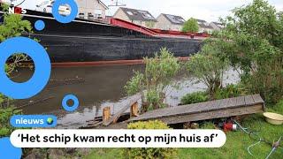 Vrachtschip vaart verkeerd en ramt bootjes en steigers