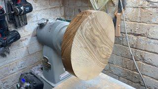 Woodturning - A Ash Bowl with Intrinsic colours