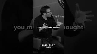 Simon Sinek about Money*