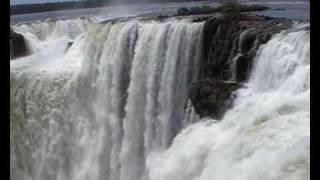 Iguazu Falls: the most beautiful waterfalls of the world