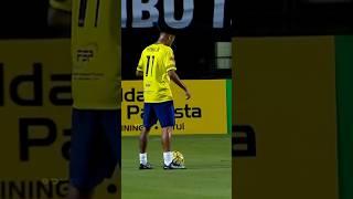 Neymar Shows No Mercy 