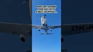 Coming in extremely hot - Cirrus SR20 ocean flyby