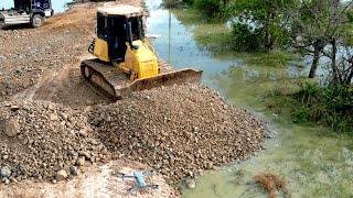 Extreme Bulldozer Pushing Backfilling UP To Prevent Flood | KOMATs'u DR51PX Spreading Stone