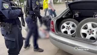 Вимагали гроші з місцевих підприємців - поліцейські припинили діяльність злочинного угруповання